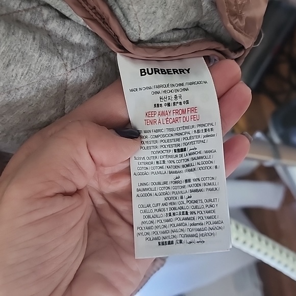 Burberry  quilted bomber - Picture 10 of 10